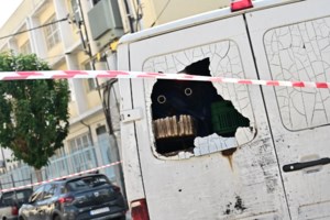 Φωτιά σε ημιυπόγειο στο Περιστέρι - Απεγκλωβίστηκε ηλικιωμένη