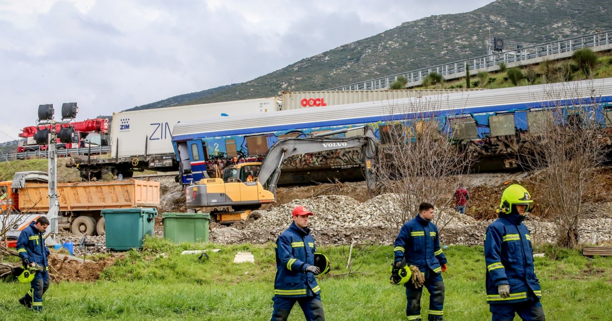 Τέμπη: Εξώδικα συγγενών για τις εκταφές – Ζητούν εξέταση των δειγμάτων των θυμάτων στο εξωτερικό