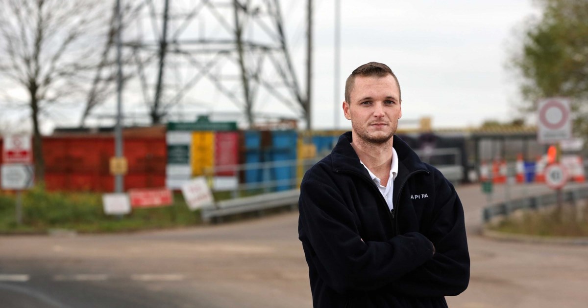 Το πιο απομονωμένο νησί της Ουαλίας ψάχνει εθελοντές για να μετρούν θαλάσσιους παπαγάλους υπό εξαφάνιση - εικόνα 2