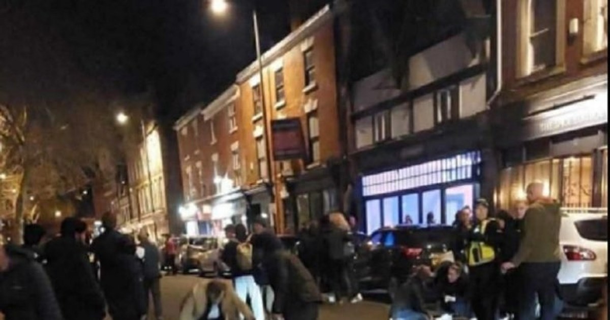 Βρετανία: Αυτοκίνητο χτύπησε πεζούς στο Ντέρμπι - Τουλάχιστον 20 τραυματίες [βίντεο]