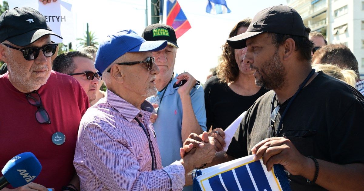Πρόεδροι Δικηγορικών Συλλόγων: "Η εκταφή που ζητά ο Ρούτσι δεν θα καθυστερήσει τη δίκη - Να εξεταστεί το συντομότερο"
