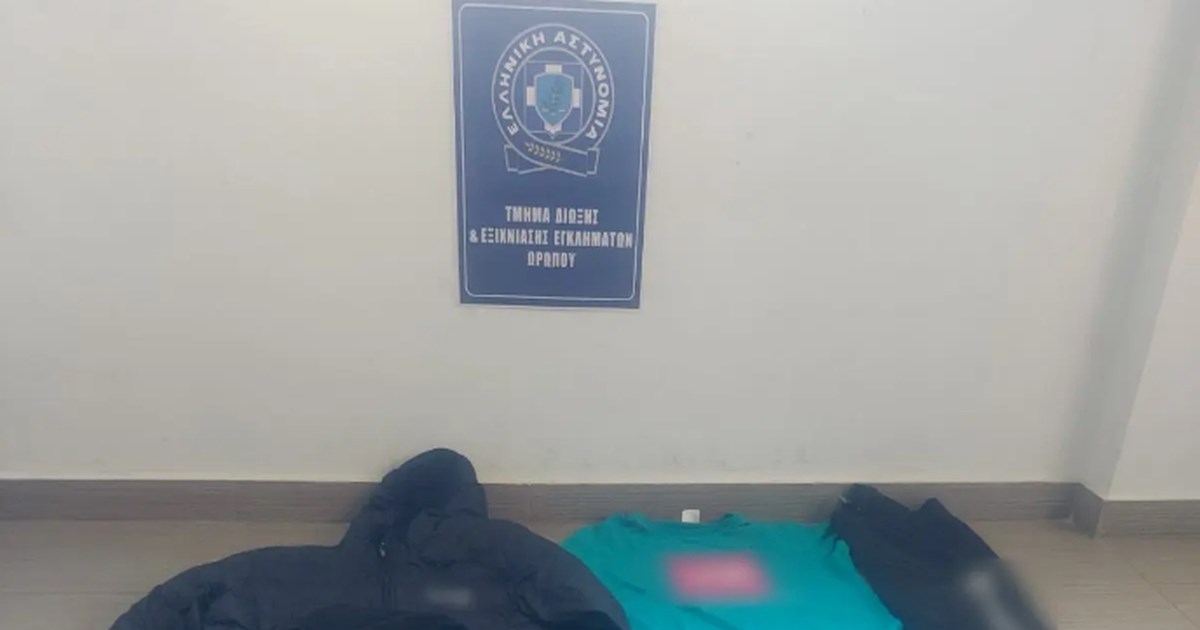 Βίντεο-ντοκουμέντα από τη δράση σπείρας διαρρηκτών που άδειαζε καταστήματα σε Κορωπί και Γλυφάδα