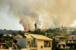 Πακέτο στήριξης των πυρόπληκτων αποφάσισε η κυβέρνηση - Εξαίρεση από τον ΕΝΦΙΑ και χρηματικές ενισχύσεις