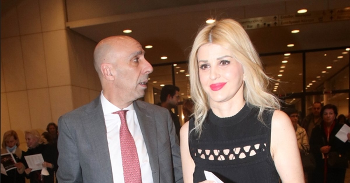 Ήβη Γόντικα: Η σπάνια βραδινή έξοδος της κομψής και στιλάτης μητέρας της Μαρέβας Μητσοτάκη - εικόνα 4