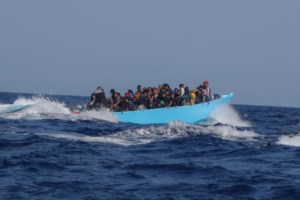 Ιταλία: Τρεις ανήλικες αδερφές πνίγηκαν σε σκάφος που μετέφερε μετανάστες