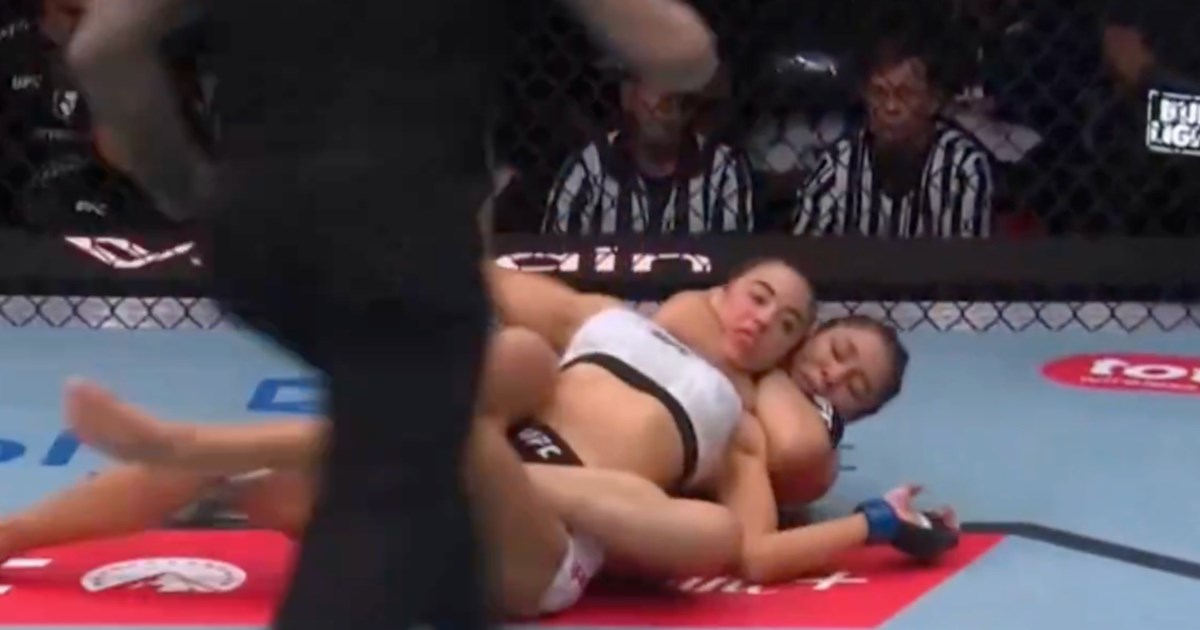 Σοκ στο UFC: Το άγριο νοκ άουτ σε αγώνα γυναικών που πάγωσε το κοινό -  Η 32χρονη έχασε τις αισθήσεις της [βίντεο]