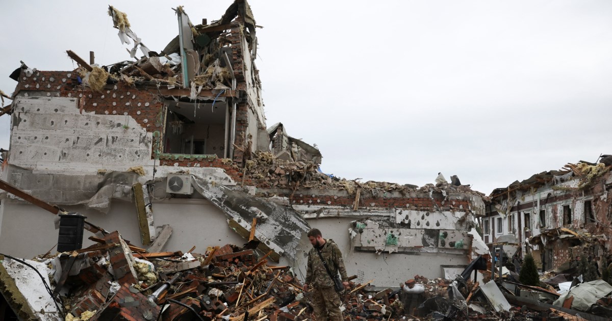 Ο Πούτιν σφυροκοπά το Ντνίπρο: Ένας νεκρός και 20 τραυματίες από σφοδρούς βομβαρδισμούς [βίντεο]