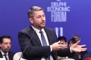 Ανδρουλάκης κατά Μητσοτάκη: Μαζί με τον ανιψιό του δημιούργησαν μια συμμορία στο Μαξίμου που επηρεάζει τη Δικαιοσύνη - εικόνα 2