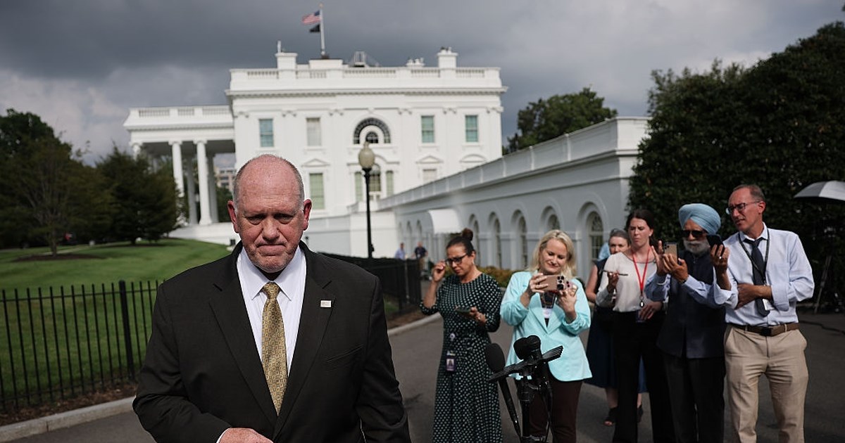 Το αεροπλανοφόρο Αβραάμ Λίνκολν έφθασε στη Μέση Ανατολή [εικόνες]