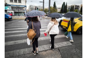 "Ψυχρή λίμνη" φέρνει βροχές και καταιγίδες σε όλη τη χώρα - Οι περιοχές όπου θα πέσει πολύ νερό - εικόνα 2