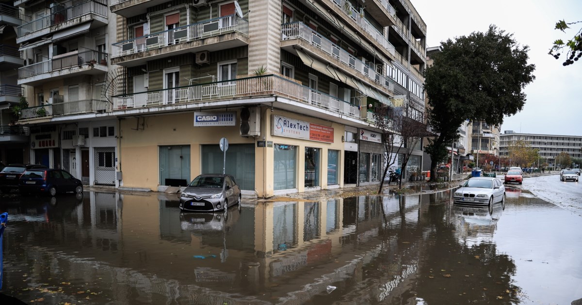 Κακοκαιρία Bora - Λάρισα: Ριπές 10 μποφόρ στα παράλια - Προβλήματα σε Πλαταμώνα, Νέους Πόρους και Λεπτοκαρυά [βίντεο] - εικόνα 2