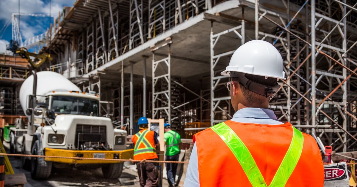 Ποιες oικοδομικές άδειες γλιτώνουν τον "πέλεκυ" του ΣτΕ για τον ΝΟΚ - Το υπ.Περιβάλλοντος διασώζει τα "καταδικασμένα" κτίρια - εικόνα 2