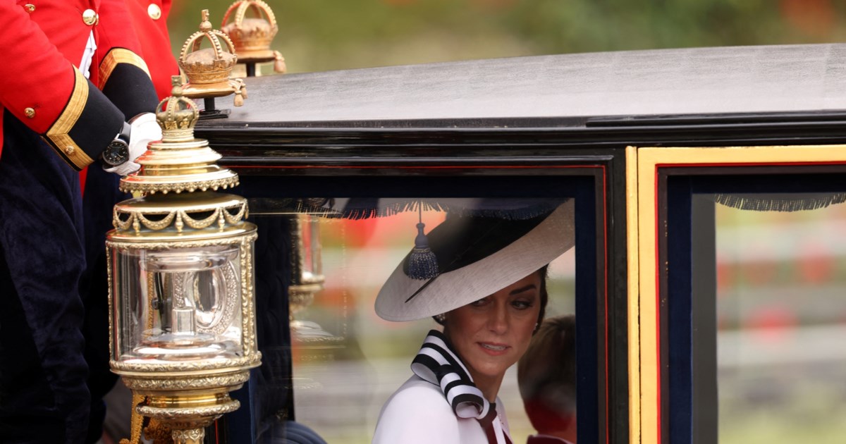 Κέιτ Μίντλετον: Πώς ο καρκίνος την έφερε πιο κοντά στη θρησκεία δυναμώνοντας την πίστη στον Θεό - Γιατί αρνείται ο Γουίλιαμ - εικόνα 4