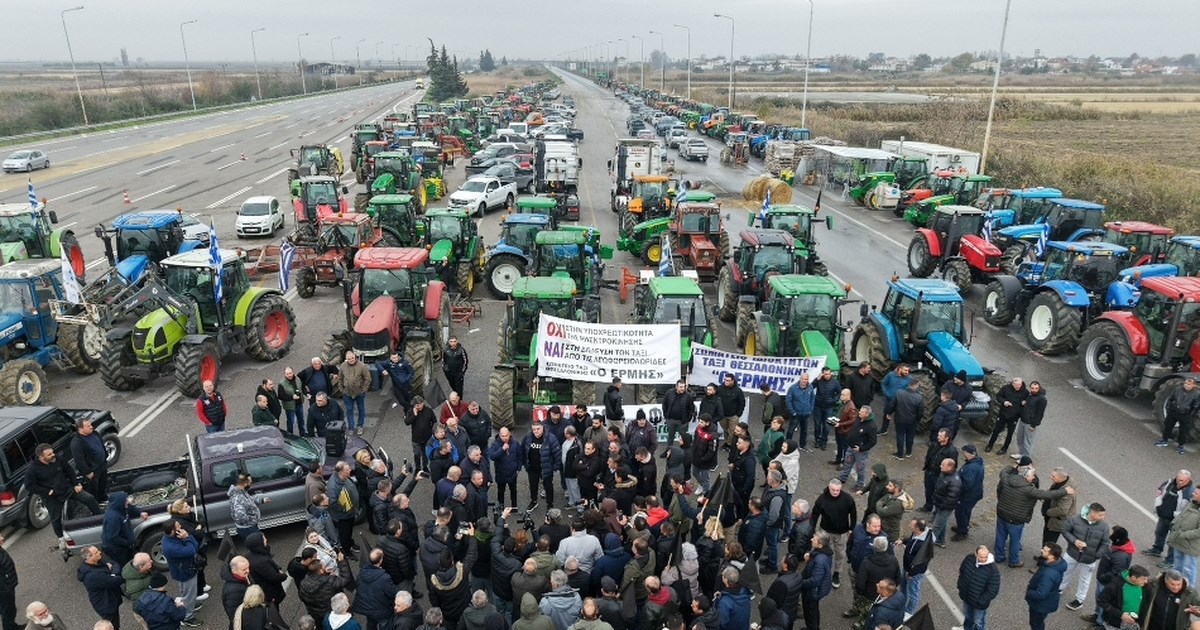 Τσιάρας: Πληρωμές 500 εκατ. ευρώ στους αγρότες αυτήν την εβδομάδα - Πάνω από 1 δισ. ως το τέλος του έτους