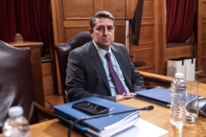 "Έκρηξη" Κουσουλού κατά Κωνσταντοπούλου: Δεν είμαι Μπιμπίλας ούτε Καραναστάσης - Τη γράφω εκεί που δεν πιάνει...