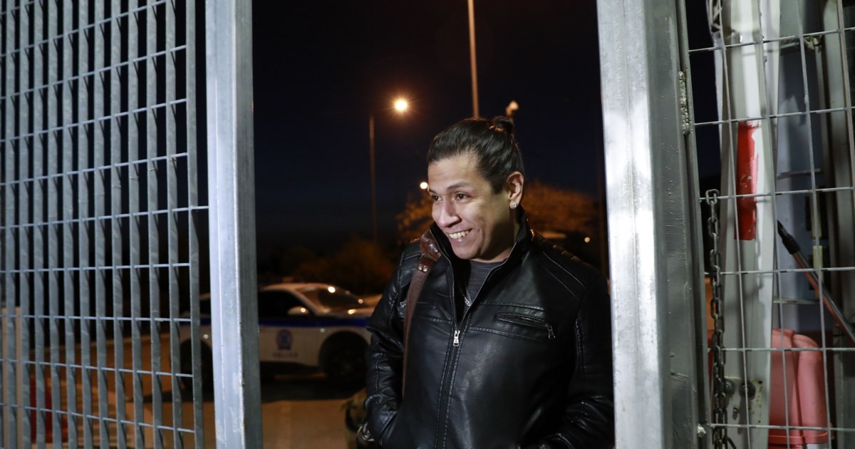 Γιάνγκμπλαντ: Οι αστυνομικοί με συνέλαβαν και μετά ζητούσαν αυτόγραφο - Χρησιμοποιώ το μαχαίρι για να ξύνω μολύβια