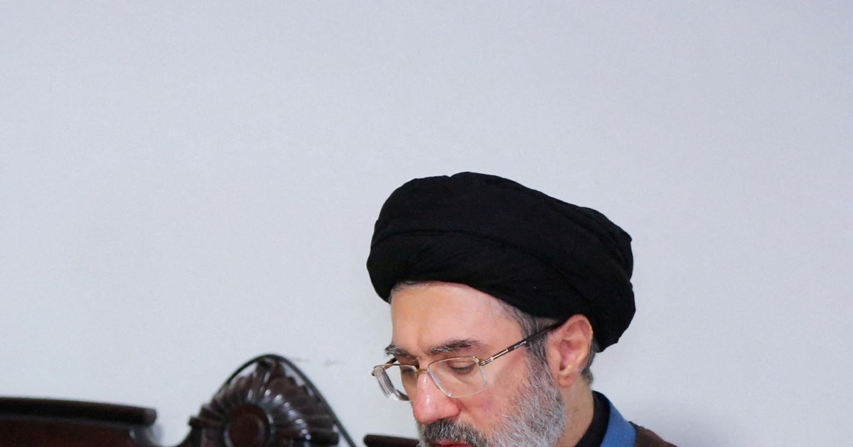 Guardian: Γιατί ο θάνατος του Χαμενεΐ είναι η "πτώση του Τείχους του Βερολίνου" για το καθεστώς του Ιράν - εικόνα 5