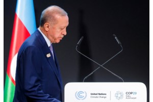 Στο στόχαστρο του Νετανιάχου ο Χαμενεΐ: "Η δολοφονία του θα τερμάτιζε τη σύρραξη" - Σε καταφύγιο ο ηγέτης του Ιράν