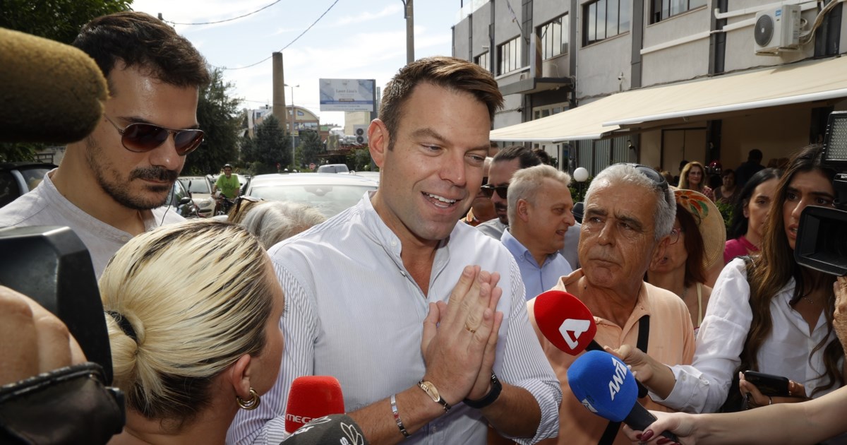 Στέφανος Κασσελάκης: Συνάντηση με τον μητροπολίτη Νέας Ιωνίας - Ξενάγηση στο Ιωνικό Κέντρο