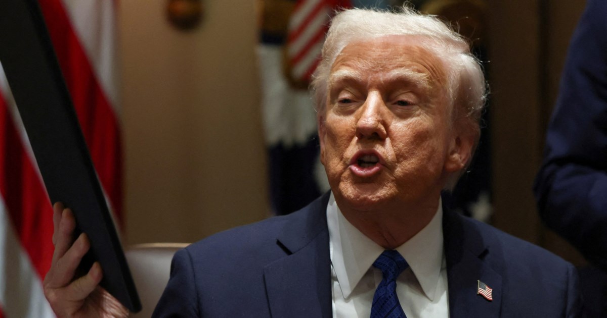 Επιμένει ο Τραμπ ότι οι ΗΠΑ πρέπει να πάρουν την Γροιλανδία - "Εδώ κάνει ψοφόκρυο και κανείς δεν μου το είπε" το σχόλιο Βανς