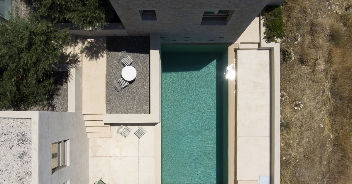 Ένα σπίτι βάζει σε τάξη την οικοδομική αναρχία της Σαντορίνης - εικόνα 12