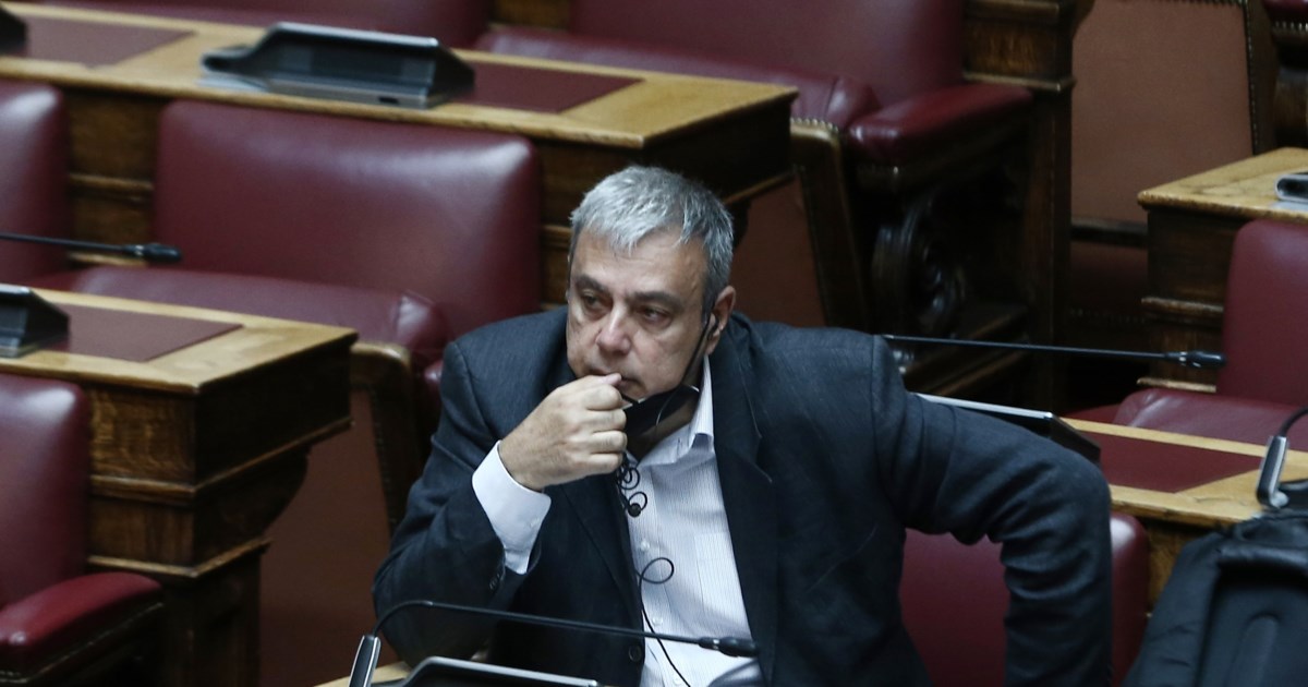 Η Ακρίτα τα βάζει με Βερναρδάκη που ψήφισε στη μομφή Κασσελάκη: Δεν δικαιούται να ασκήσει τα κομματικά του καθήκοντα