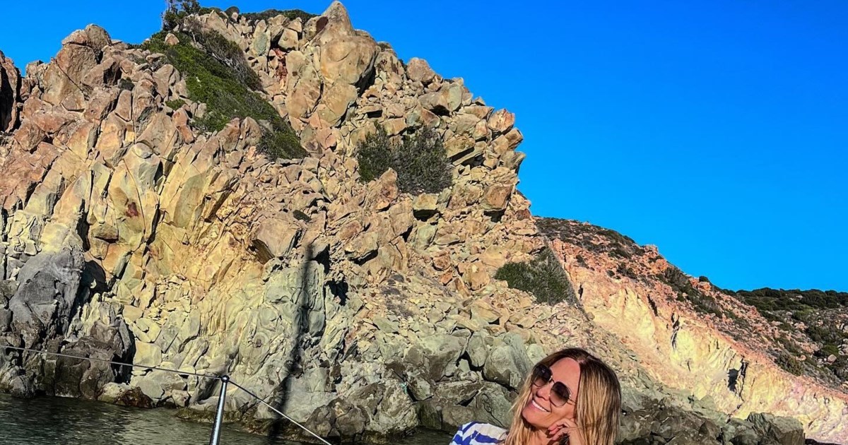 Ακόμα στο νοσοκομείο η Έλλη Κοκκίνου: Ακύρωσε και άλλη συναυλία [εικόνες] - εικόνα 4