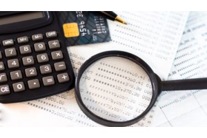 Στις αγορές βγαίνει αύριο το ελληνικό Δημόσιο με 5ετές ομόλογο - Θετικό το κλίμα μετά και την αναβάθμιση από τον οίκο Scope