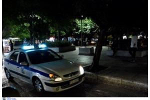 Κηφισιά: Βίντεο ντοκουμέντο από την άγρια συμπλοκή των ανηλίκων - Τέσσερα άτομα χτυπούσαν 15χρονο με μανία - εικόνα 3