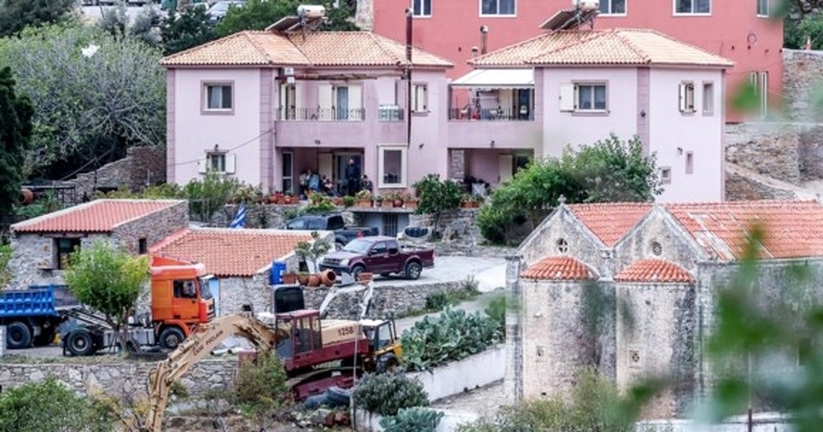 Ο αδερφός της 56χρονης στα Βορίζια: "Είδα τη Βαγγελιώ πεσμένη στην άσφαλτο - Σφαίρες πάνω από τα κεφάλια μας"