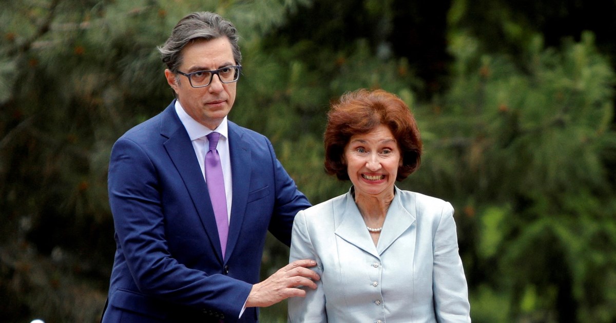 Σκληρή απάντηση Μητσοτάκη στην πρόεδρο της Βόρειας Μακεδονίας: Προκλητική, παράνομη και ανεπίτρεπτη η επιλογή της