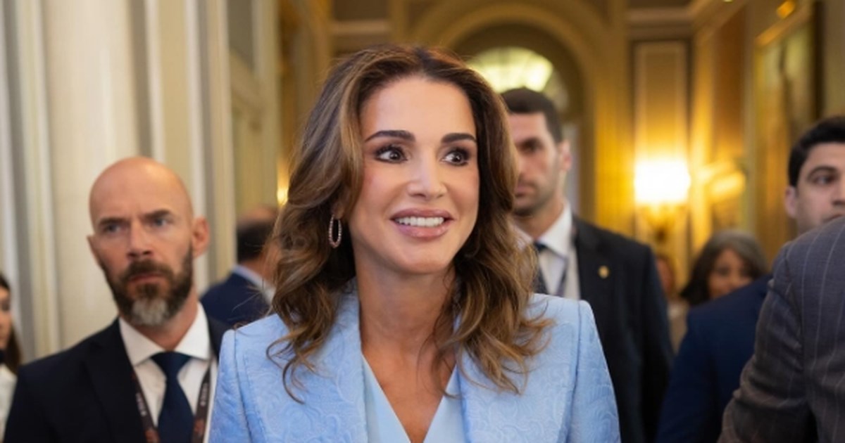 Ο πρίγκιπας της Ιορδανίας με την τριών μηνών κόρη του - Η τρυφερή στιγμή και η εμφάνιση με το σήμα της εθνικής ομάδας