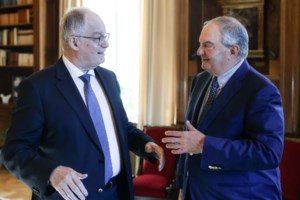 Κωνσταντοπούλου: Δεν είναι πολιτική αντίπαλός μου η κ. Καρυστιανού - Η χώρα κυβερνάται από λαμόγια