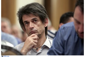 Κίνημα Δημοκρατίας: Το κόμμα Κασσελάκη καλεί σε βραδιά… yoga στην πλαζ Φρεαττύδας