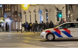 Άμστερνταμ: "Αντισημιτικά αποσπάσματα hit-and-run" επιτέθηκαν στους οπαδούς της Μακάμπι - Συλλήψεις από την αστυνομία - εικόνα 2