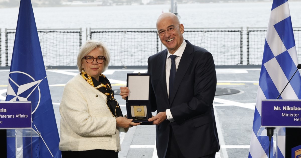 Συνάντηση Μητσοτάκη - Catherine Vautrin: Στο επίκεντρο η εμβάθυνση της ελληνογαλλικής αμυντικής συνεργασίας - εικόνα 3