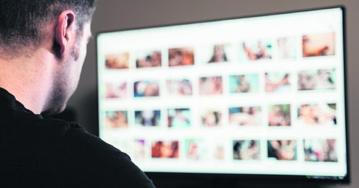 Βόλος: 38χρονη ανακάλυψε πως ο σύζυγός της διακινούσε γυμνές φωτογραφίες της