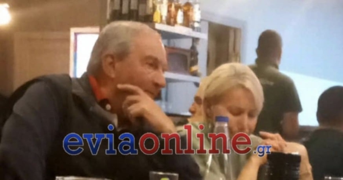 Εντυπωσιακό θέαμα: Κοπάδι δελφινιών εμφανίστηκε στην Αιδηψό [βίντεο]