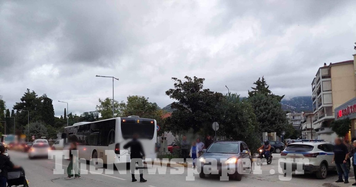 Βόλος: Βίντεο ντοκουμέντο - Η στιγμή της παράσυρσης του βρέφους και του παππού του από τη μοτοσικλέτα