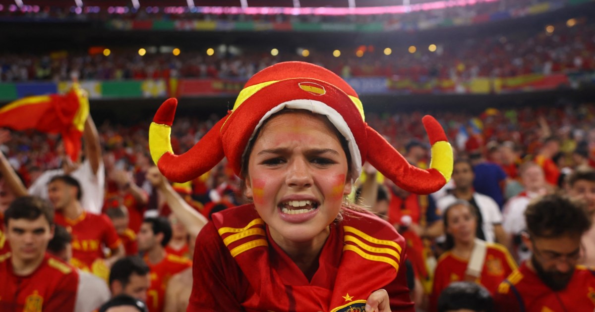 Euro 2024: Έτοιμη η Ισπανική Ομοσπονδία να "δέσει" με νέο συμβόλαιο τον Ντε λα Φουέντε μέχρι το 2028 - εικόνα 2