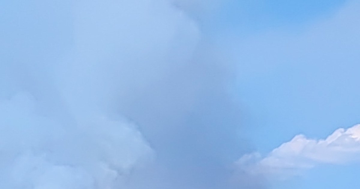 Φωτιά στη Ροδόπη: Ενισχύθηκαν οι πυροσβεστικές δυνάμεις - Ήχησε το 112 για εκκένωση οικισμού [βίντεο]