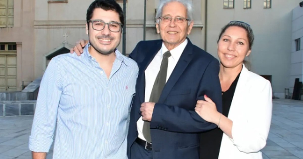 Λάμπρος Κωνσταντάρας: "Τώρα πάλι μαζί" - Η ανάρτηση για τον πατέρα του και τον παππού του