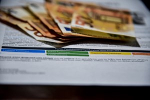 Λείπουν τουλάχιστον 300.000 εργαζόμενοι από την αγορά εργασίας - Γιατί οι νέοι φαίνονται απρόθυμοι να δουλέψουν - εικόνα 2