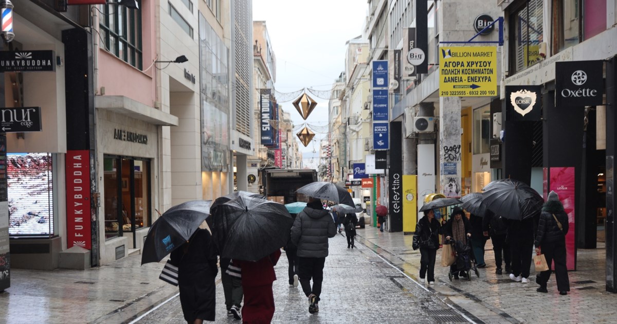 Πρόγνωση Τσατραφύλλια: Αλλάζει το σκηνικό του καιρού με σκόνη, υγρασία και λασποβροχές - Πότε έρχονται κρύα και χιόνια