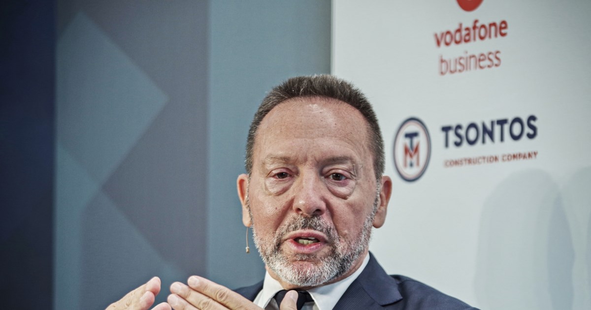 Πράσινο φως από την Κομισιόν στο αίτημα της Ελλάδας για πληρωμή 2,3 δισ. ευρώ σε δάνεια