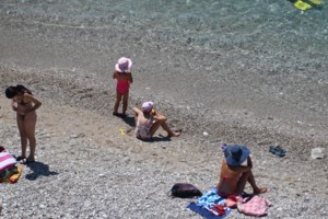 Αρτα: Δύο ανήλικα παιδιά ανασύρθηκαν χωρίς τις αισθήσεις τους από τον ποταμό Αραχθο