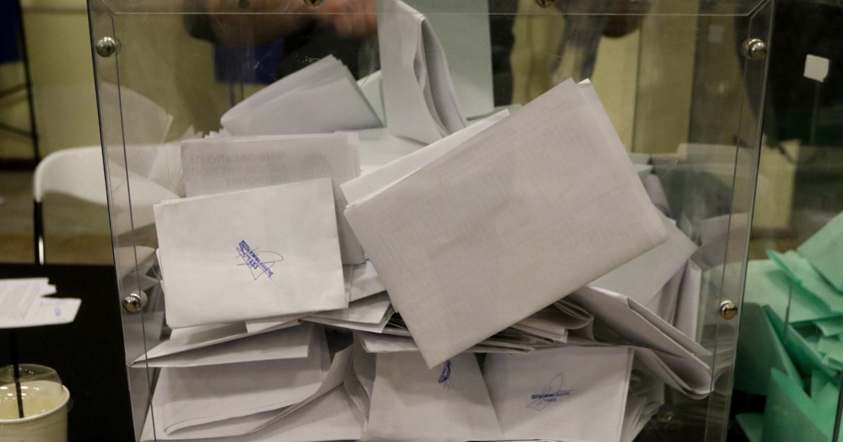 ΠΑΣΟΚ: Συνεχίζεται η καταμέτρηση για την Κεντρική Επιτροπή - Μπροστά ο Λευτέρης Αρχιμάκης