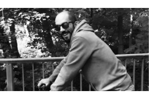 Αντώνης Δημητρίου: Πέθανε ξαφνικά ο κιθαρίστας των "Ενδελέχεια" - Τι έγραψε ο ξάδερφός του, Γρηγόρης Ψαριανός