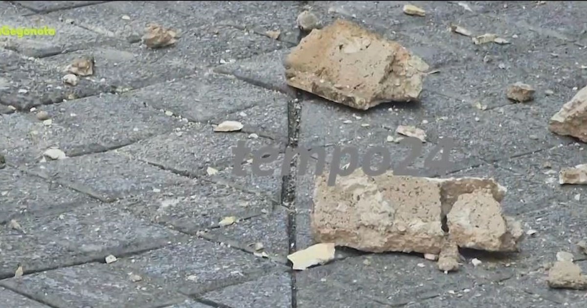 Πάτρα: Νέο περιστατικό με πτώση σοβάδων στο κέντρο της πόλης - Το τρίτο σε λίγες ημέρες