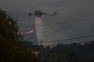 Αποκαταστάθηκε η κυκλοφορία στη Νέα Εθνική Οδό Αθηνών - Κορίνθου - Διακόπηκε λόγω πυρκαγιάς σε όχημα
